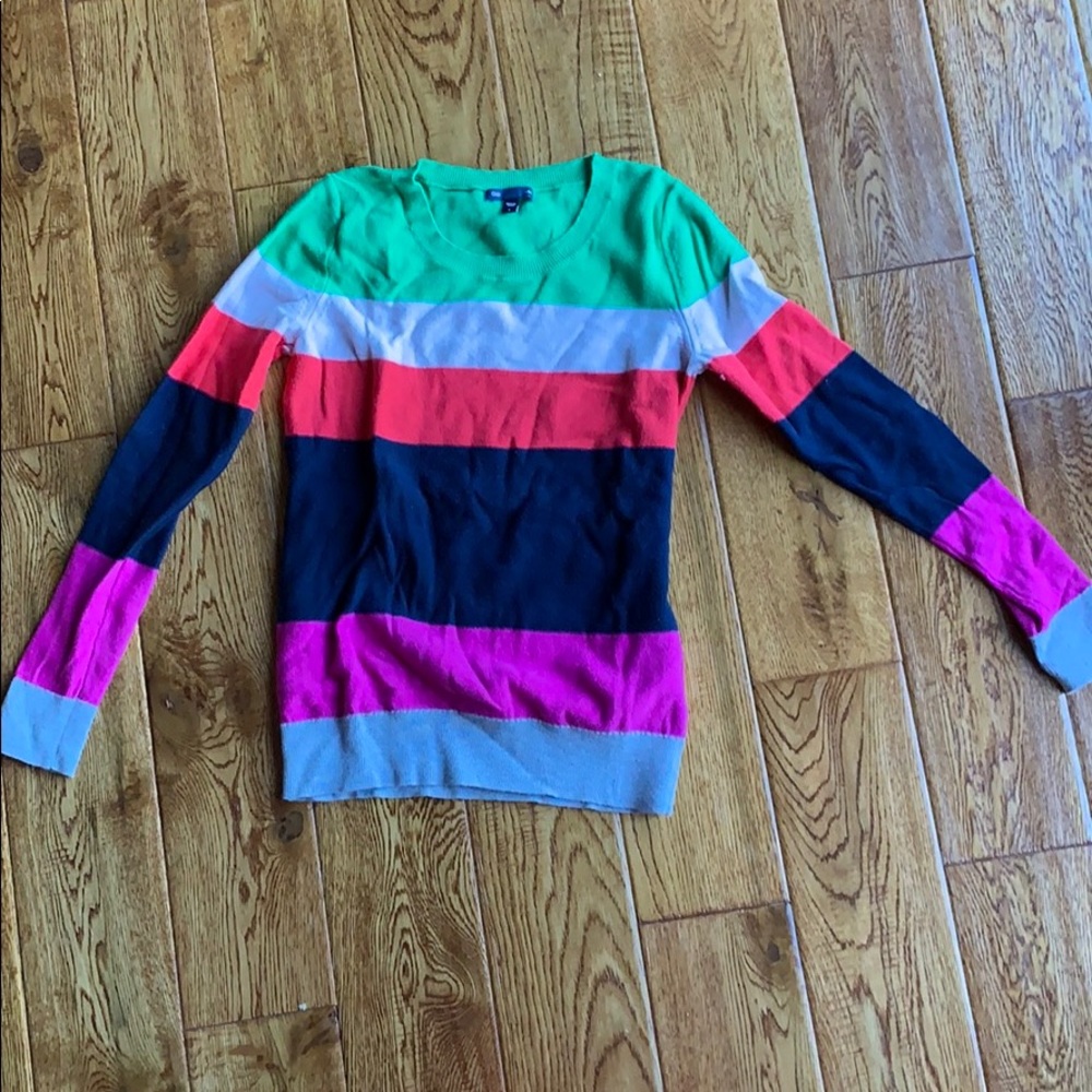 Gap - women’s color block sweater - small